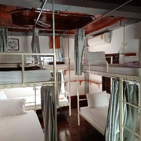 City Backpackers & Travel Luang Prabang Eksteriør billede