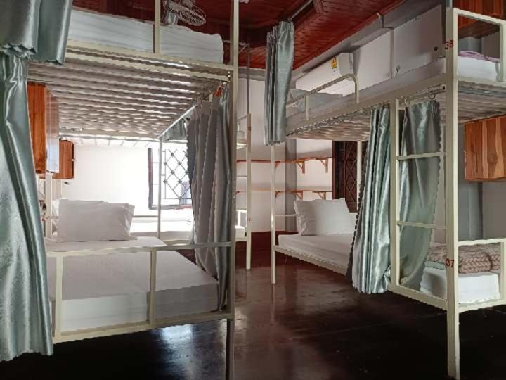 City Backpackers & Travel Luang Prabang Eksteriør billede