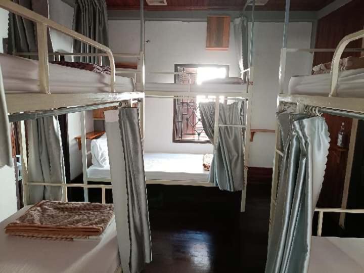 City Backpackers & Travel Luang Prabang Eksteriør billede